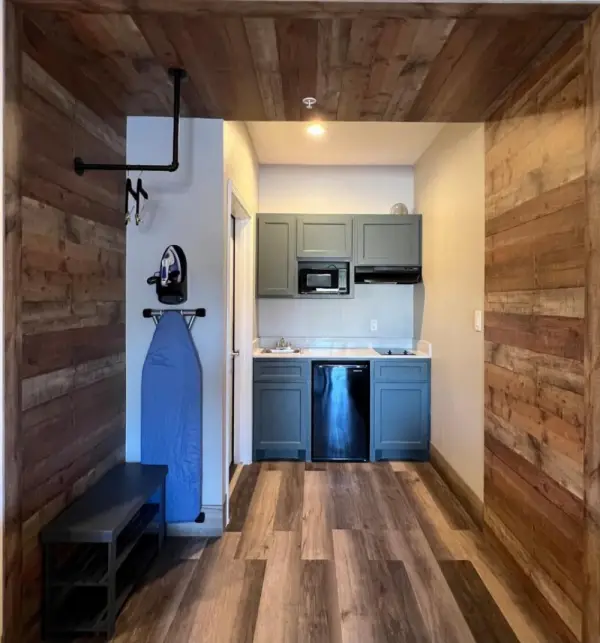 The Residency Suites 10